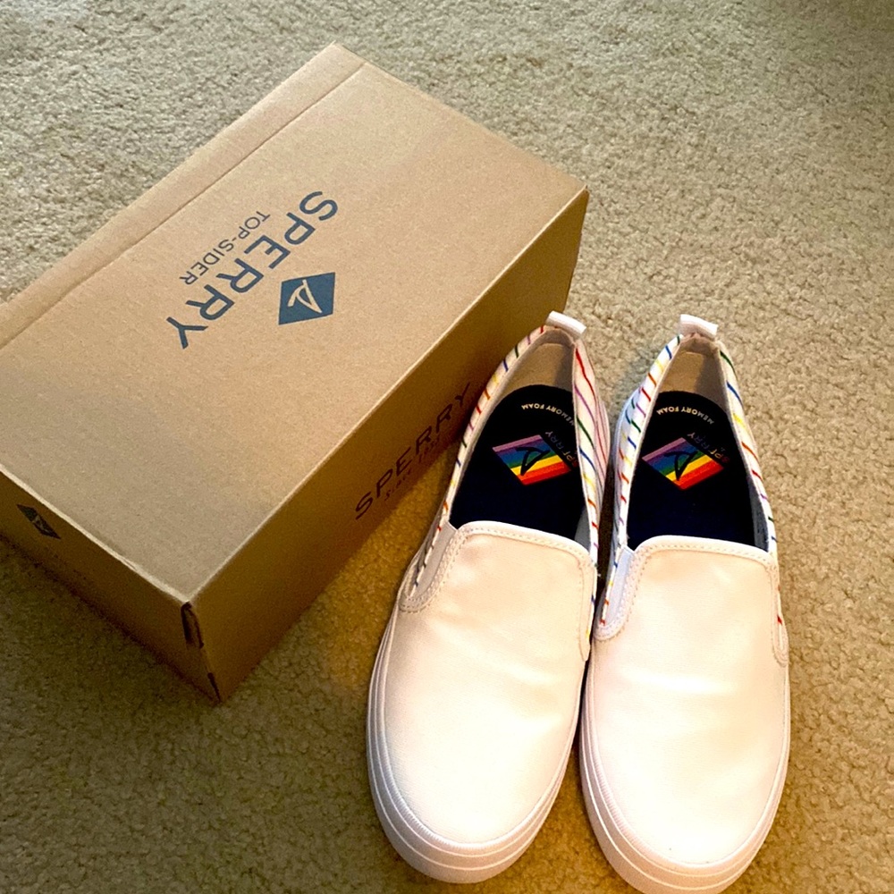 NWT Rainbow Sperry slip on shoes
